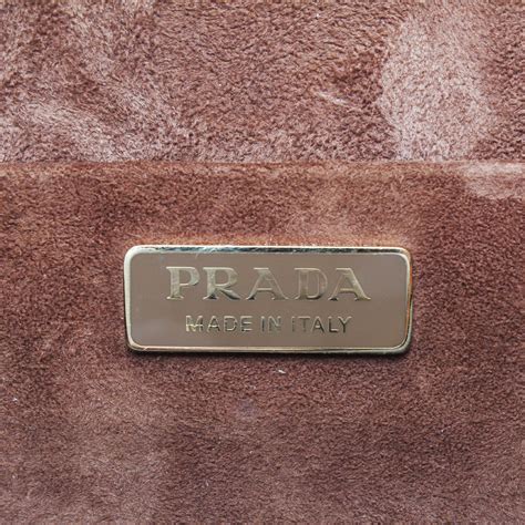 prada cahier velluto